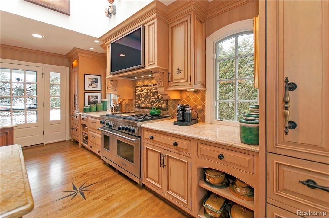 566 Shelden Road Grosse Pointe, MI 48236 - Photo 24 of 73 19A.jpg