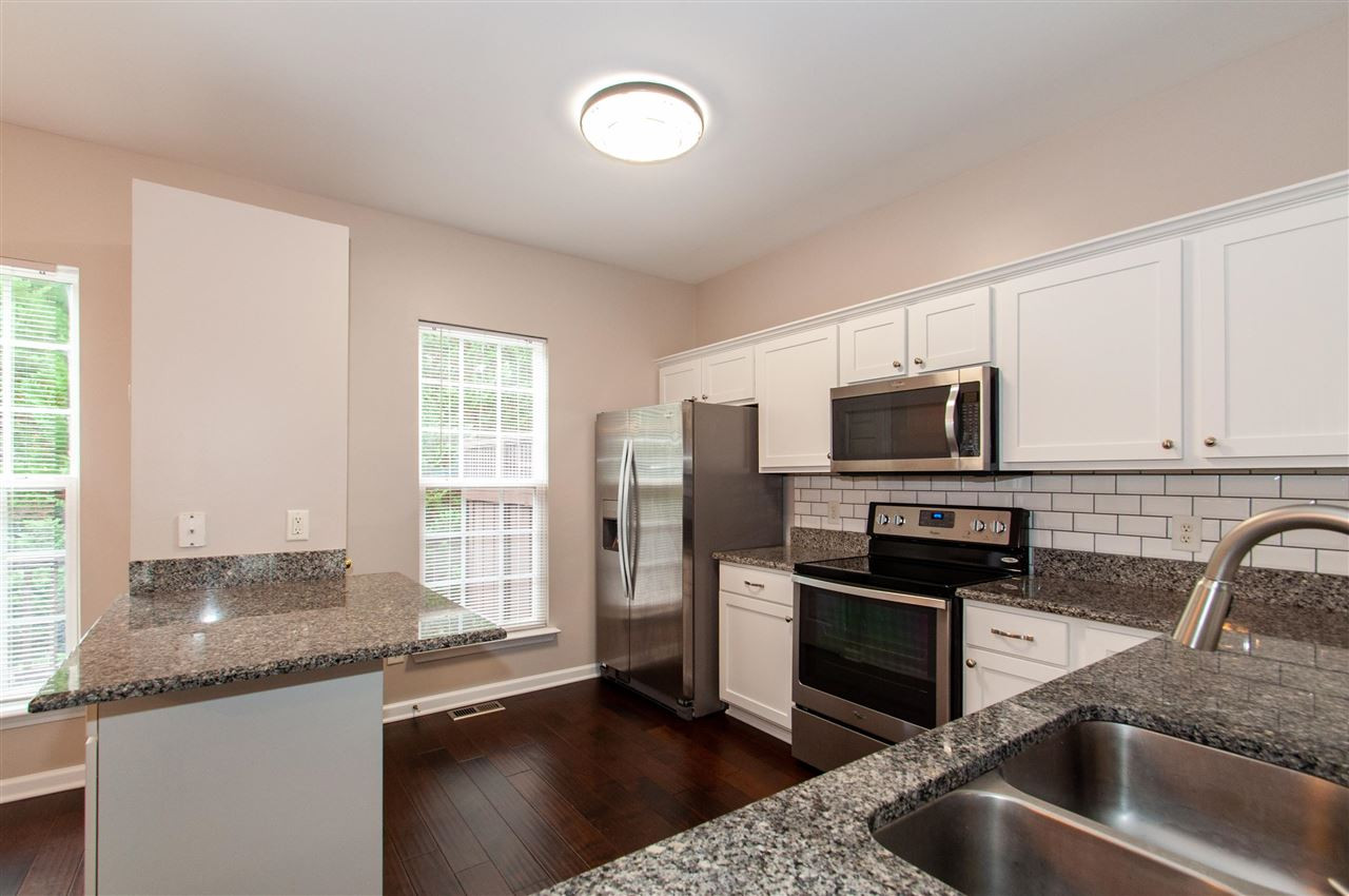7243 Galon Glen Road Raleigh, NC 27613 - Photo 3 of 29 Kitchen
