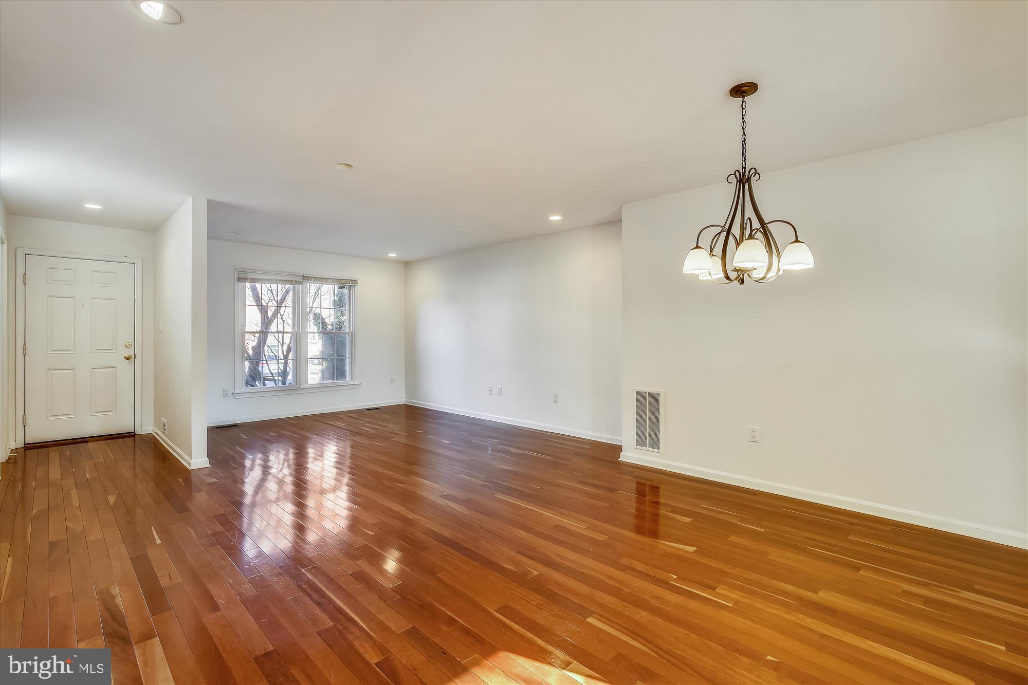 8 Pennydog Court Silver Spring, MD 20902 - Photo 15 of 68