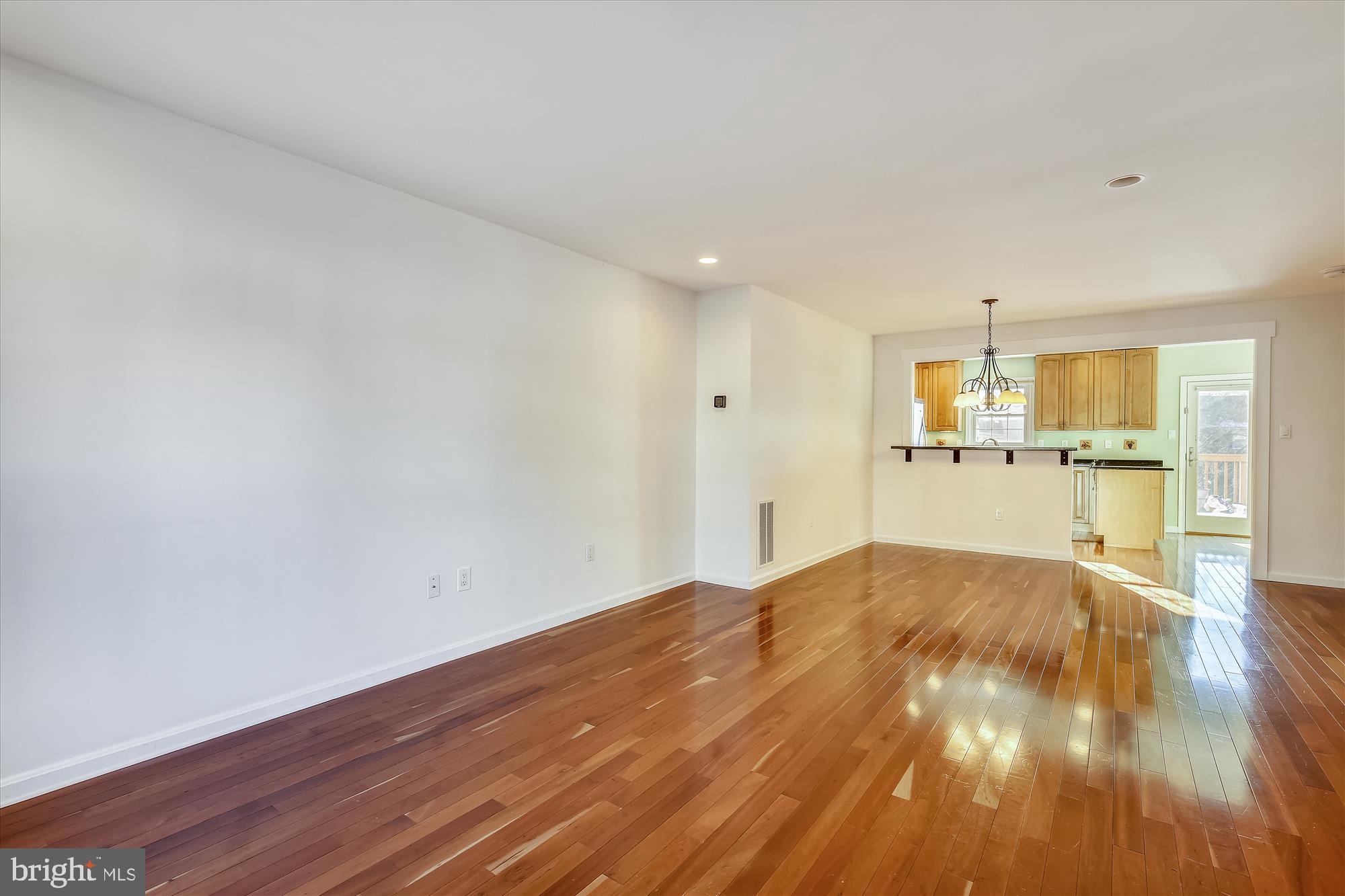 8 Pennydog Court Silver Spring, MD 20902 - Photo 10 of 68