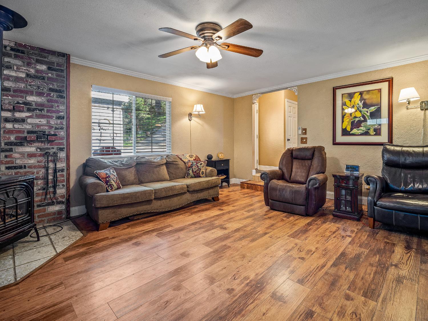 6800 Diablo View Trail Placerville, CA 95667 - Photo 25 of 33 a living room with furniture and a large window