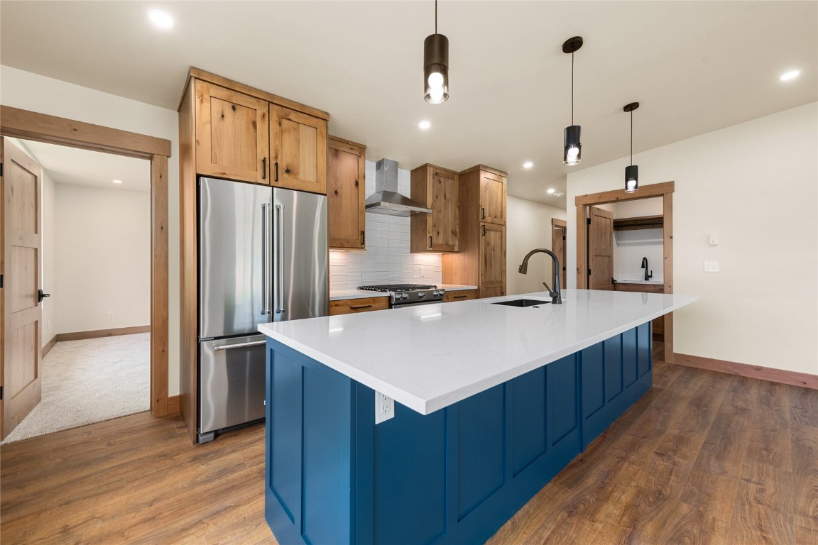 1716 Copper Ridge Spur, Unit 1 Steamboat Springs, CO 80487 - Photo 7 of 27 Kitchen