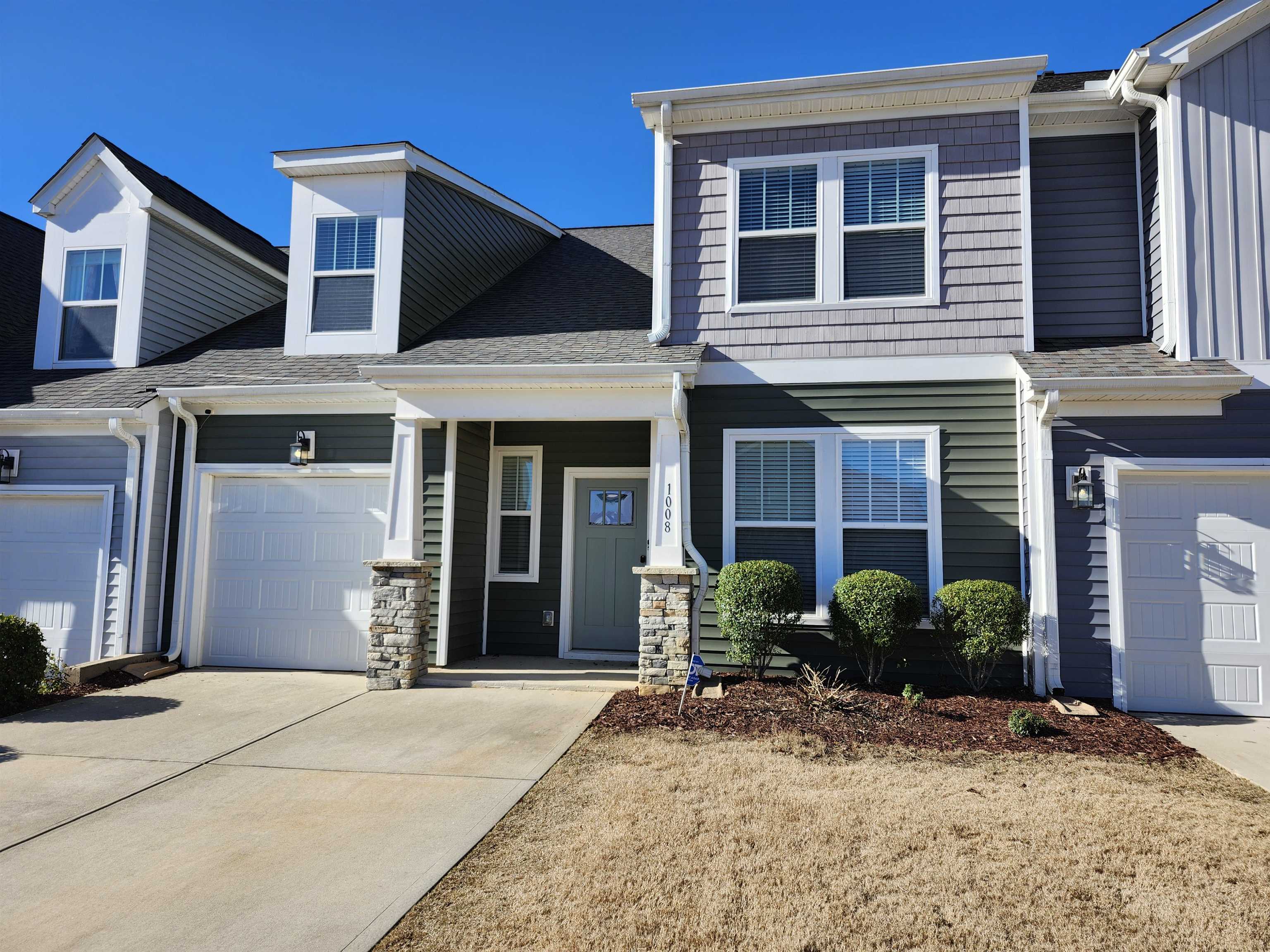 1008 Glohaven Way Boiling Springs, SC 29316 - Photo 3 of 35