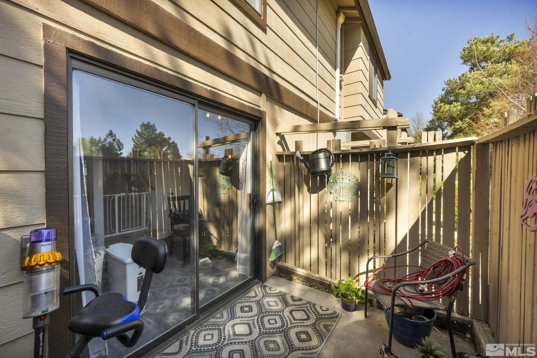 4721 Reggie Road Reno, NV 89502 - Photo 22 of 33 a view of sitting area in balcony