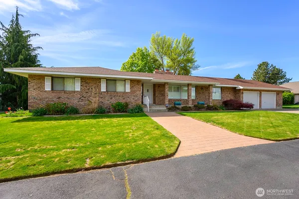 $469,000 | 725 Canterbury Road Northwest, Soap Lake, WA 98851