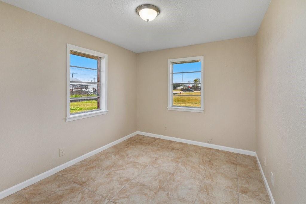 613 Manuel Road Lake Charles, LA 70607 - Photo 12 of 16