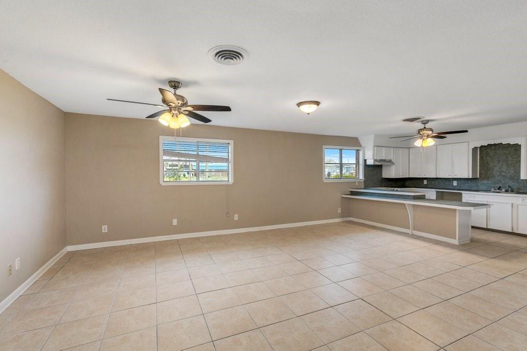 613 Manuel Road Lake Charles, LA 70607 - Photo 3 of 16
