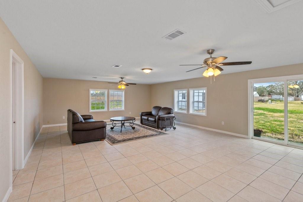 613 Manuel Road Lake Charles, LA 70607 - Photo 6 of 16