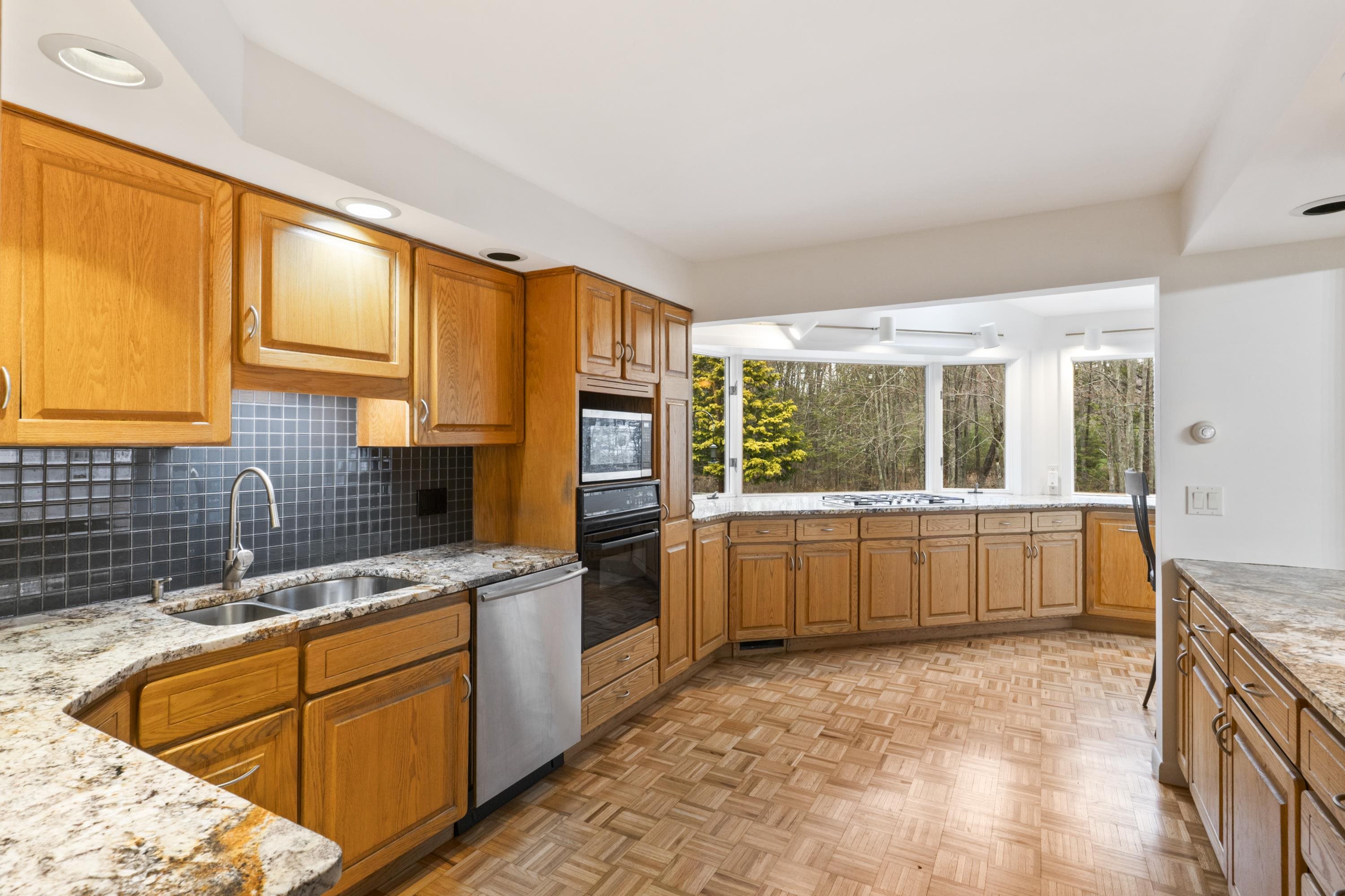 15 Pine Road North Hampton, NH 03862 - Photo 5 of 45 Gallery Image 5