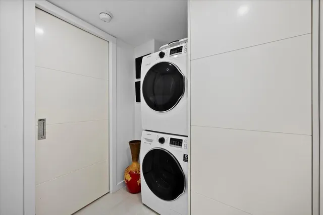 $789,950 | 3580 South Ocean Boulevard, Unit 7E, South Palm Beach, FL 33480