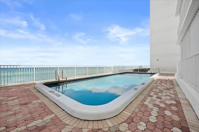 $789,950 | 3580 South Ocean Boulevard, Unit 7E, South Palm Beach, FL 33480