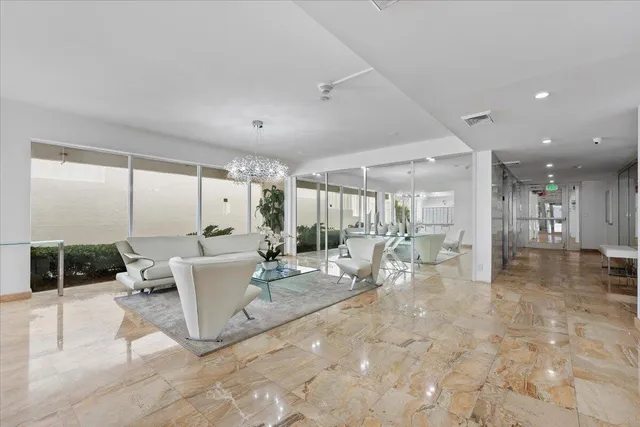 $789,950 | 3580 South Ocean Boulevard, Unit 7E, South Palm Beach, FL 33480