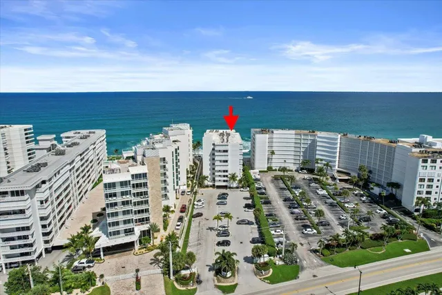 $789,950 | 3580 South Ocean Boulevard, Unit 7E, South Palm Beach, FL 33480