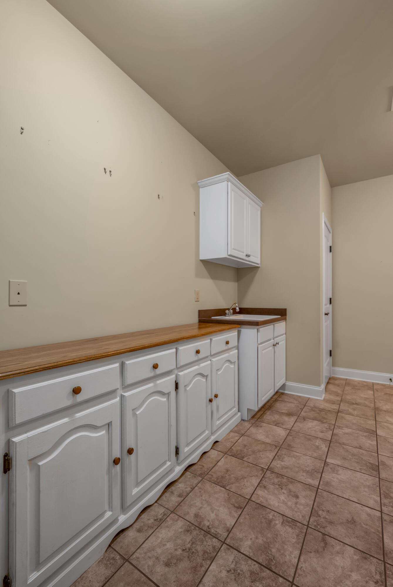 3456 Rabbits Foot Trail Lexington, KY 40503 - Photo 46 of 67 Laundry Room