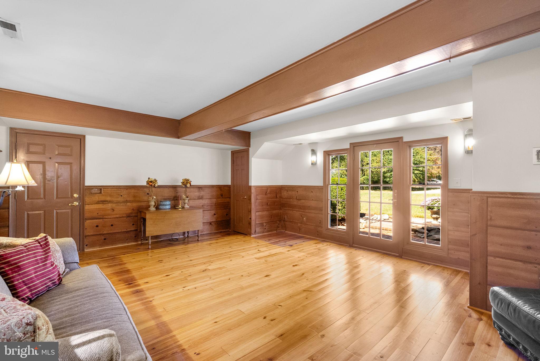 801 Notley Road Silver Spring, MD 20904 - Photo 21 of 42 a large room with a large window