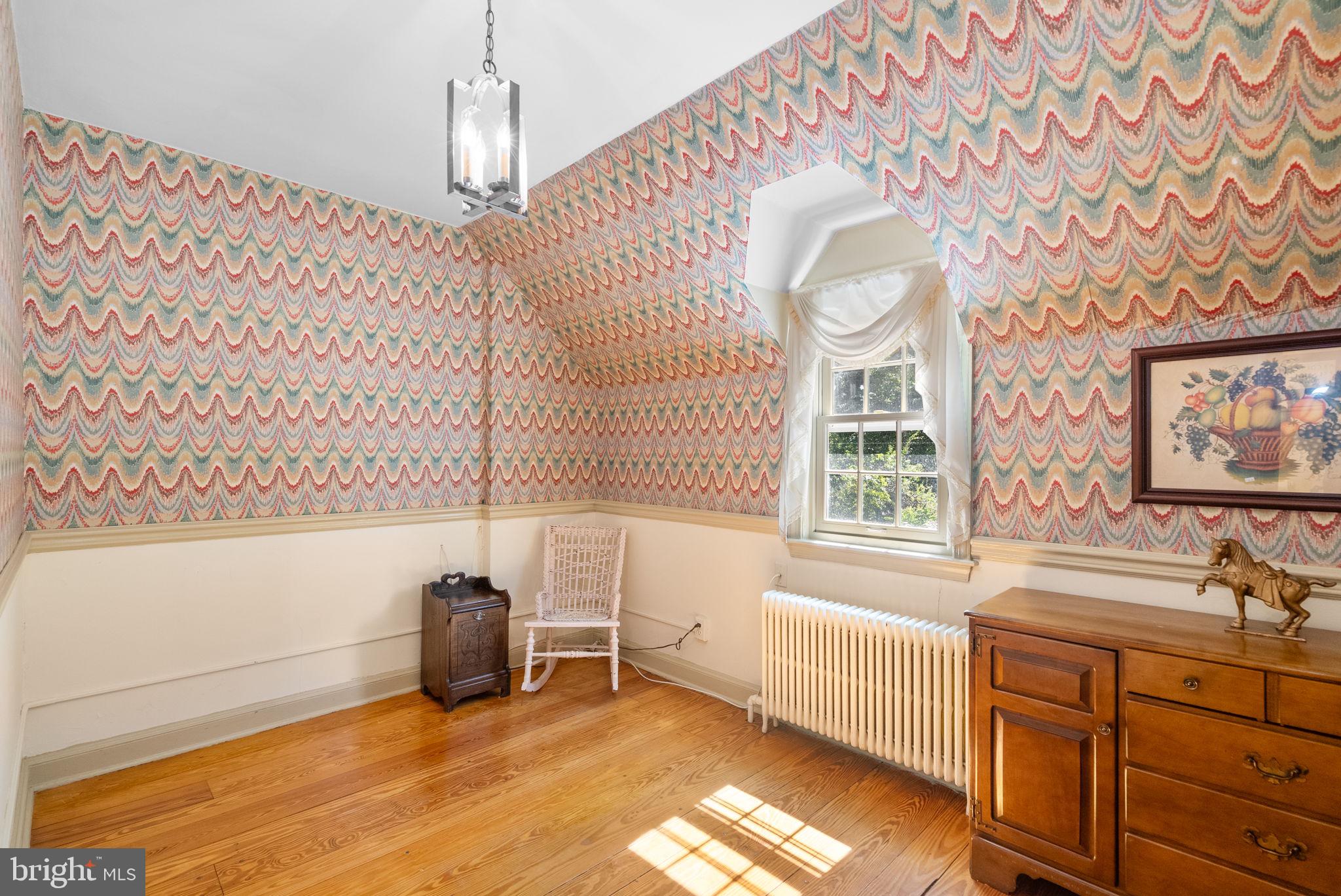 801 Notley Road Silver Spring, MD 20904 - Photo 30 of 42 a spacious bathroom with a double vanity sink mirror and a bathtub
