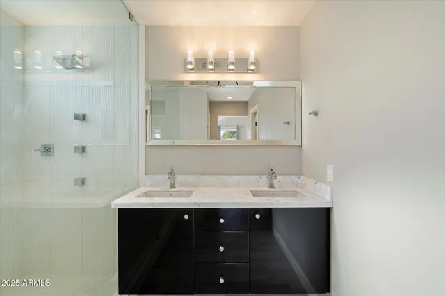 $2,400 | 8835 West Michelle Drive, Peoria, AZ 85382