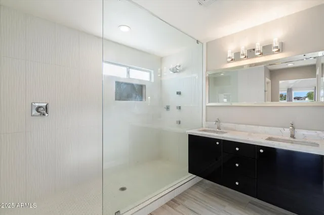 $2,400 | 8835 West Michelle Drive, Peoria, AZ 85382