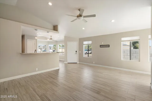 $2,400 | 8835 West Michelle Drive, Peoria, AZ 85382