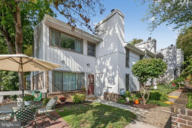 $315,000 | 1300 Cable Hill Drive, Springfield, PA 19064