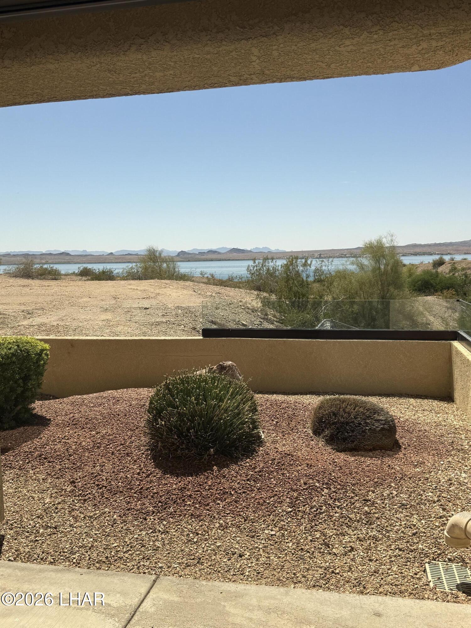 433 London Bridge Road, Unit B101 Lake Havasu City, AZ 86403 - Photo 4 of 35 a swimming pool with lake view
