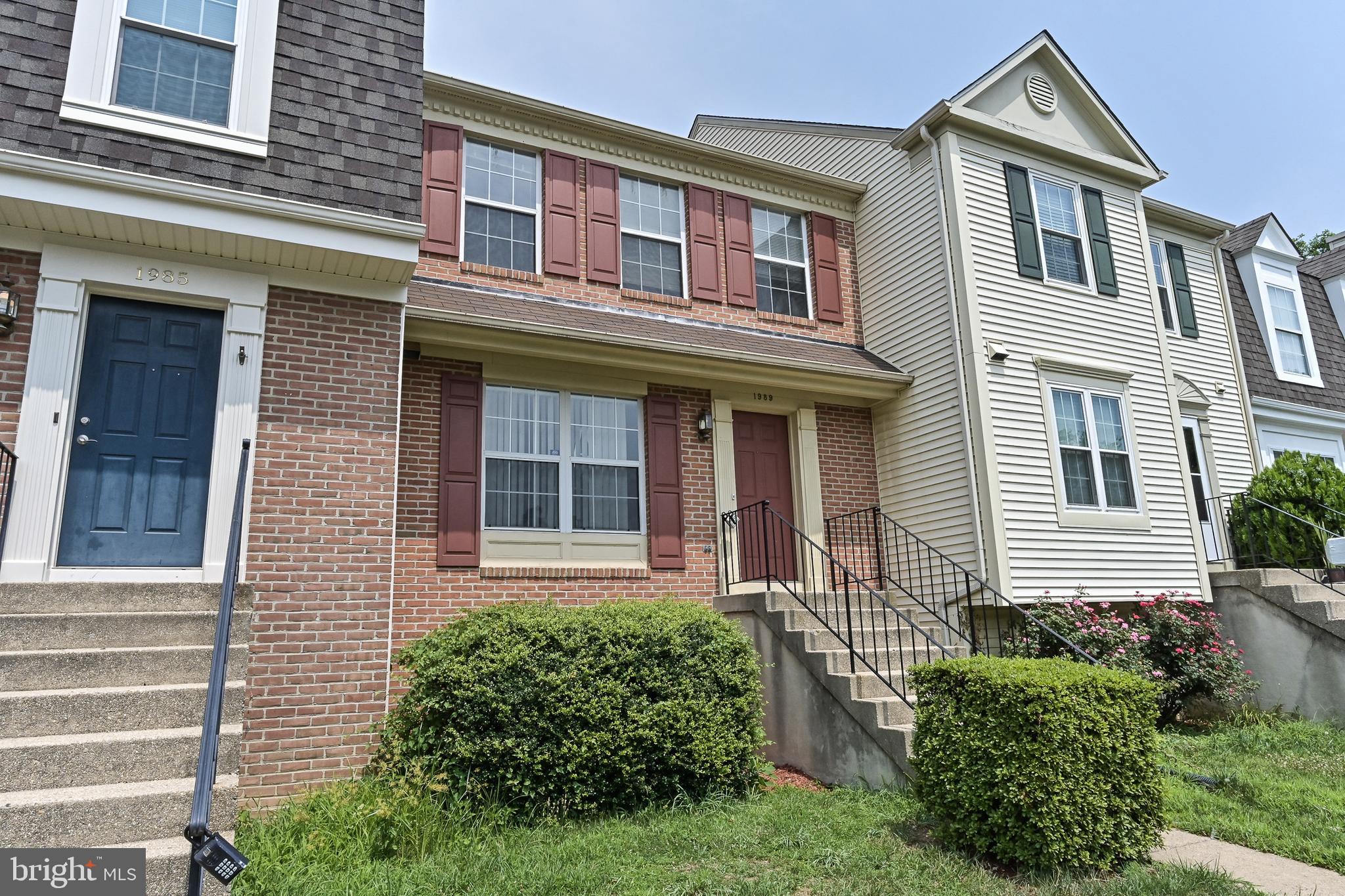 1989 Bowline Loop Woodbridge, VA 22192 - Photo 3 of 41