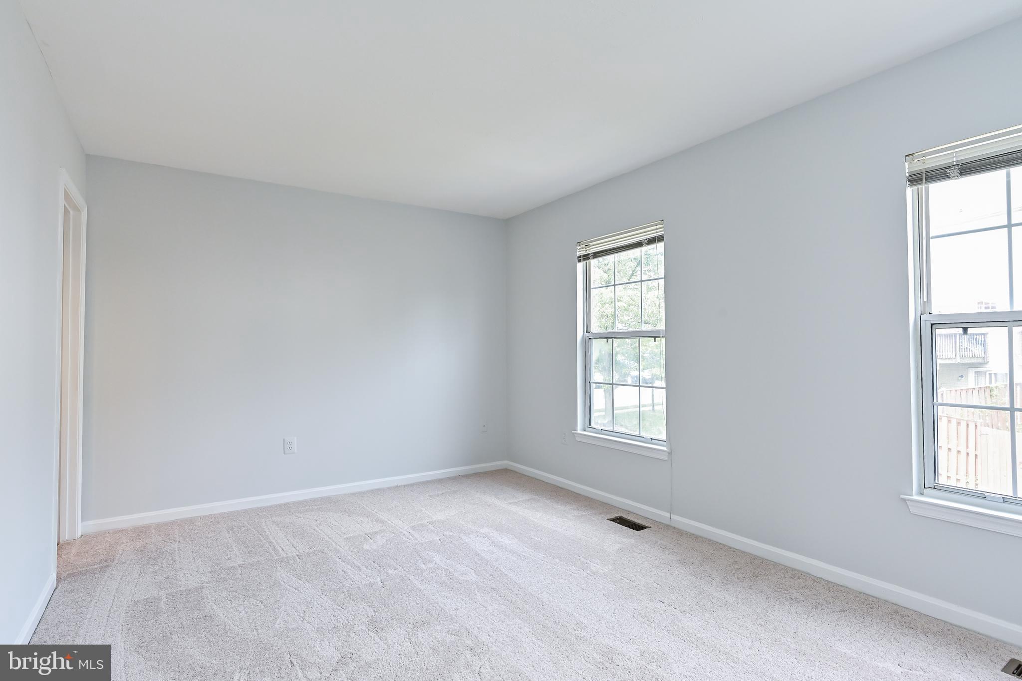 1989 Bowline Loop Woodbridge, VA 22192 - Photo 24 of 41