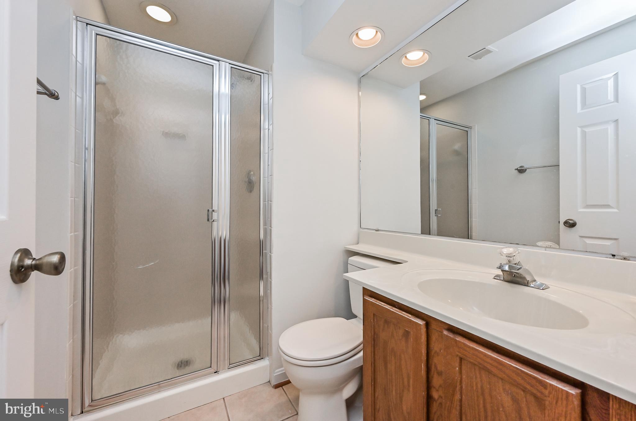 1989 Bowline Loop Woodbridge, VA 22192 - Photo 32 of 41