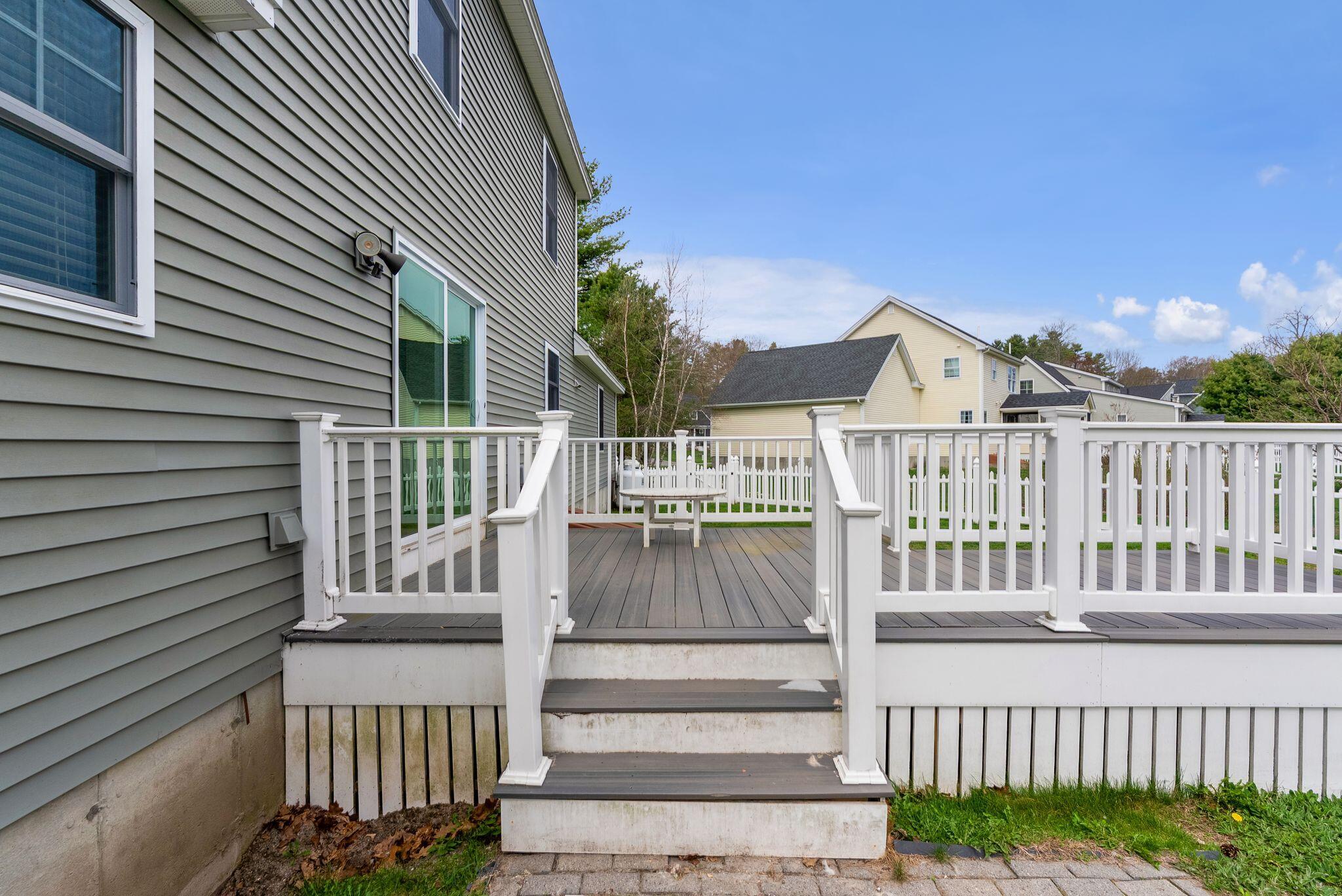 3 Chestnut Lane Kennebunk, ME 04043 - Photo 29 of 33 3 Chestnut Lane