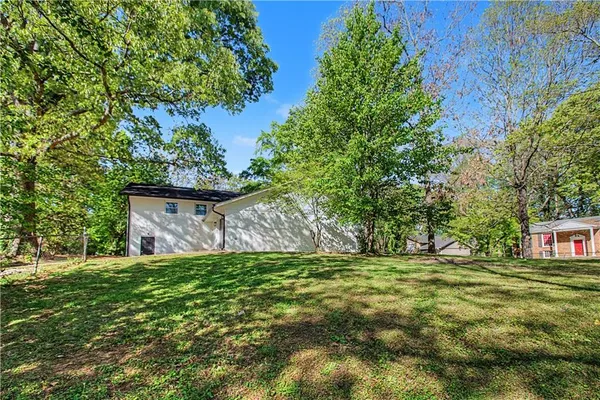 $260,000 | 556 Roxbury Drive, Riverdale, GA 30274
