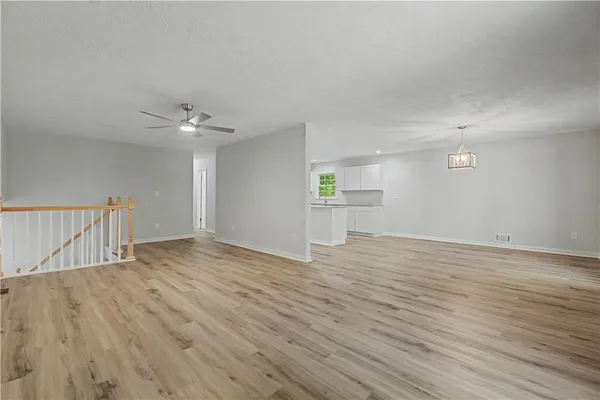 $260,000 | 556 Roxbury Drive, Riverdale, GA 30274