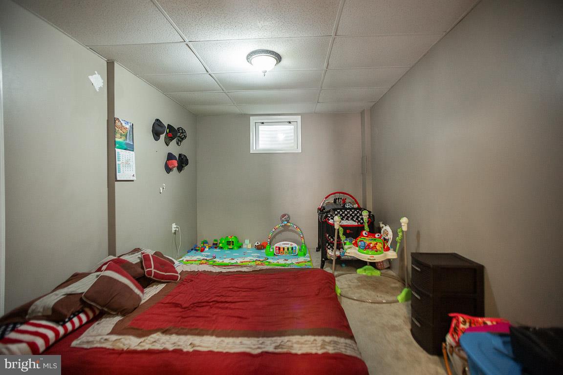 1300 Cresthaven Drive Silver Spring, MD 20903 - Photo 21 of 23 Gallery Image 21