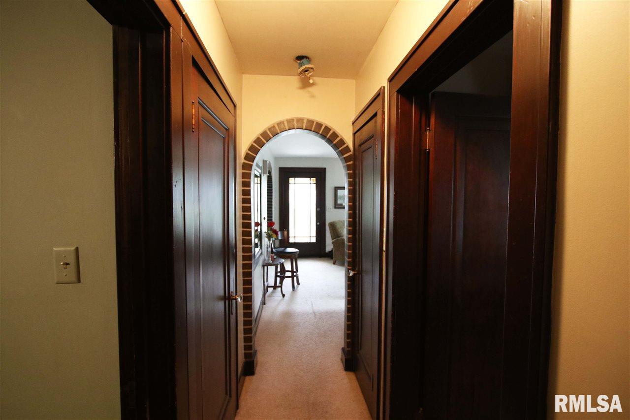 1836 South Spring Street Springfield, IL 62704 - Photo 13 of 36
