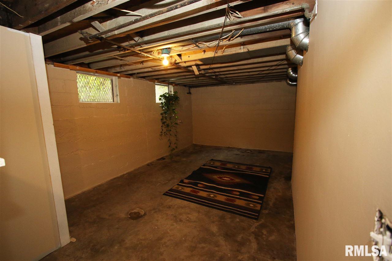 1836 South Spring Street Springfield, IL 62704 - Photo 25 of 36