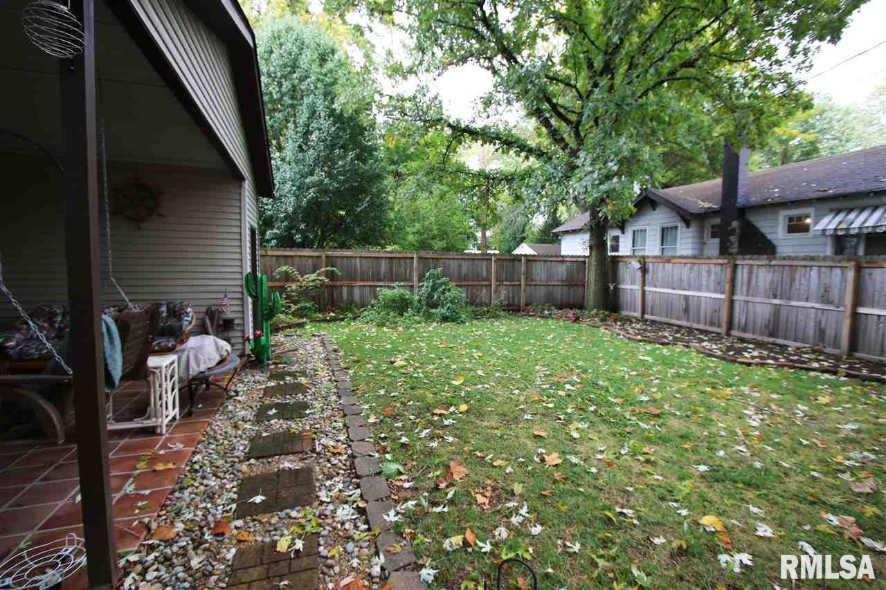 1836 South Spring Street Springfield, IL 62704 - Photo 5 of 36