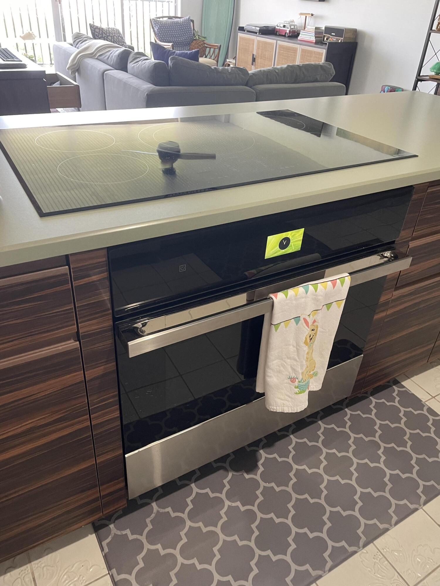 2121 North Ocean Boulevard, Unit 1204E Boca Raton, FL 33431 - Photo 8 of 21 a closeup of a sink