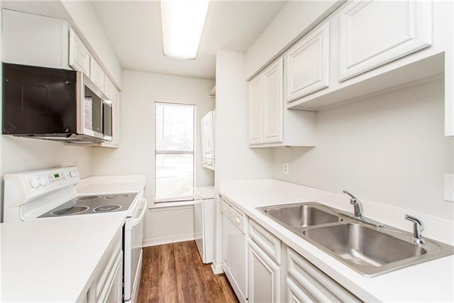 324 Mariners Boulevard, Unit 324 Mandeville, LA 70448 - Photo 10 of 19