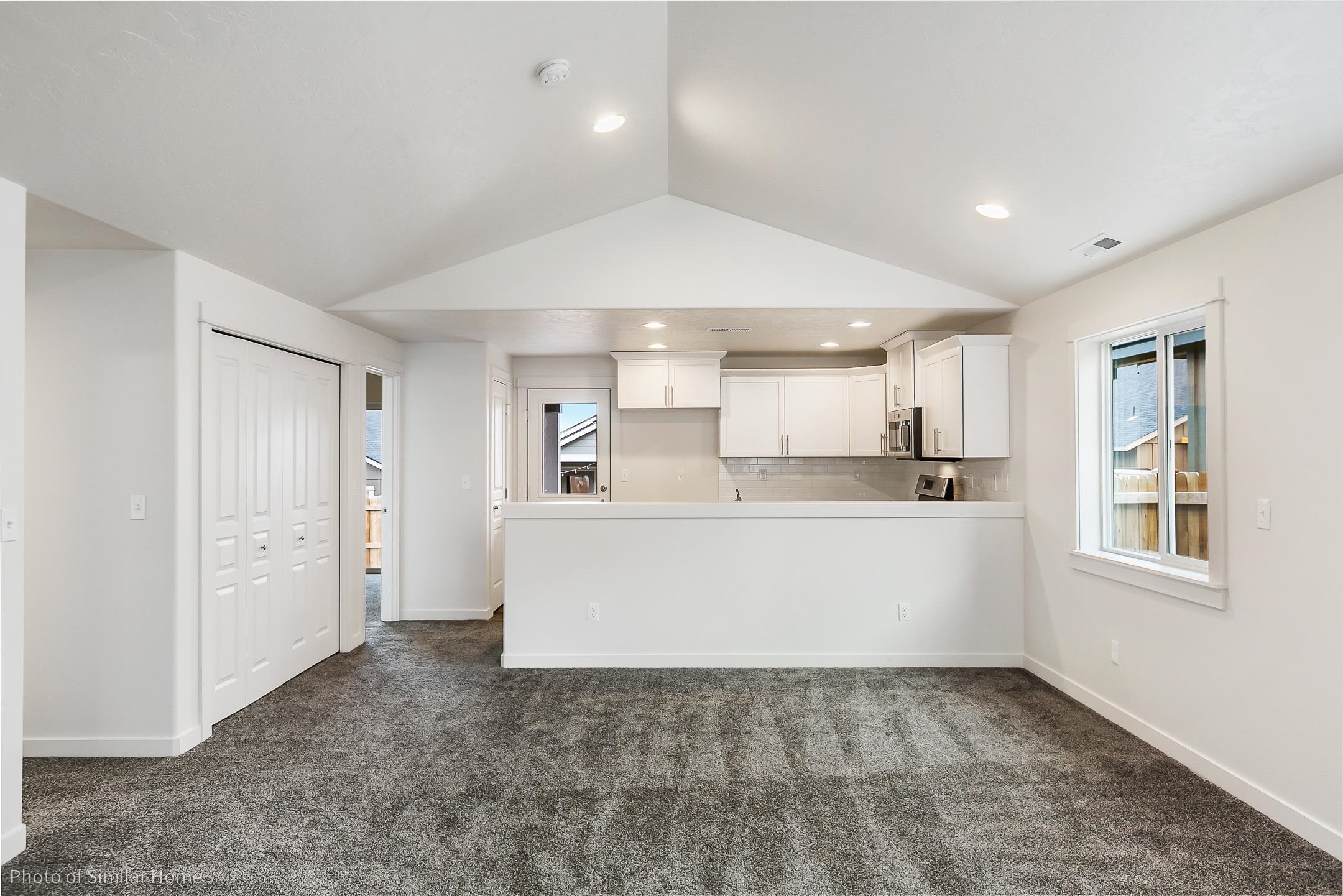510 North Viewmont Road, Unit ARLINGTON Greenacres, WA 99016 - Photo 2 of 14