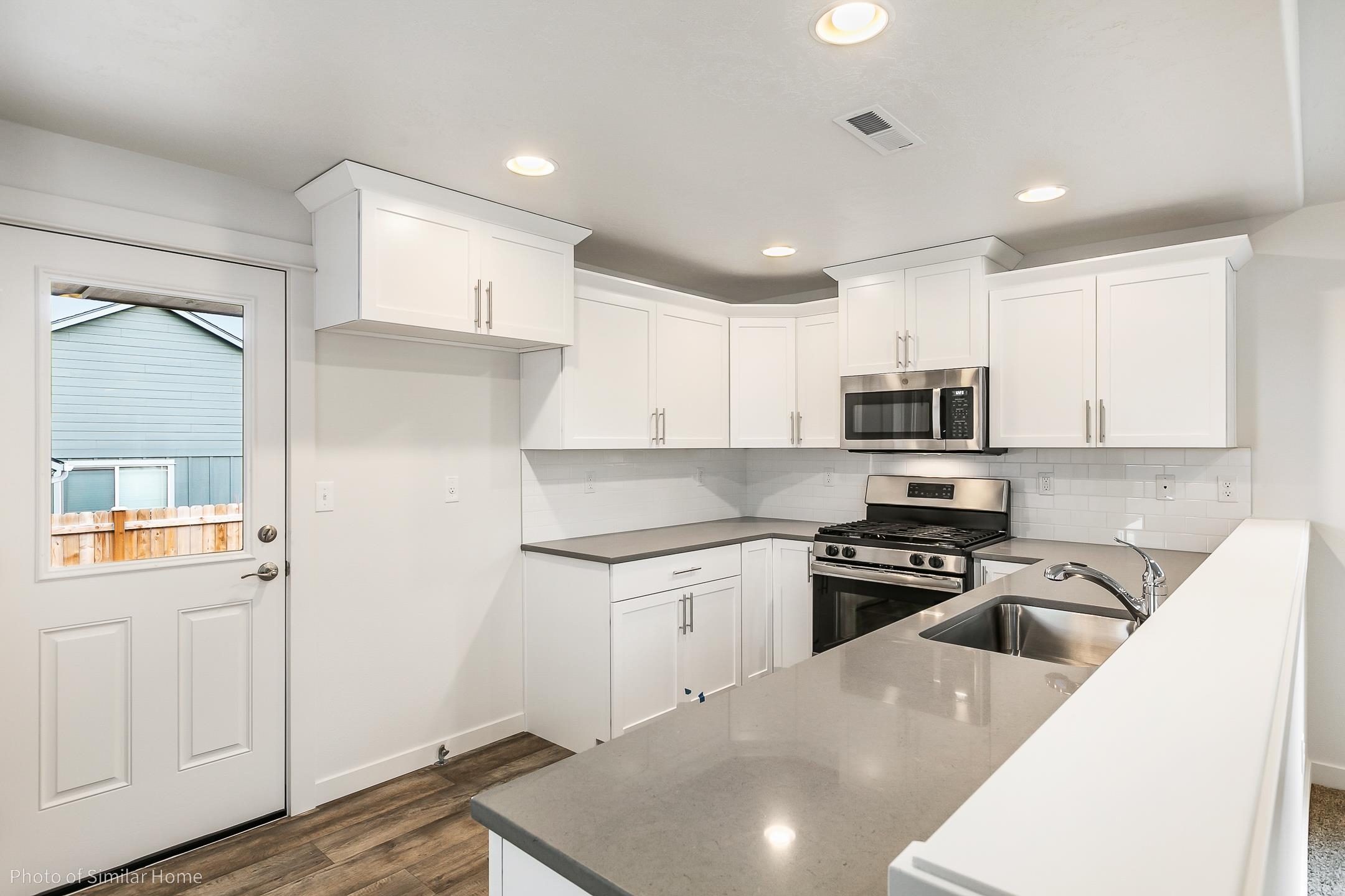 510 North Viewmont Road, Unit ARLINGTON Greenacres, WA 99016 - Photo 5 of 14