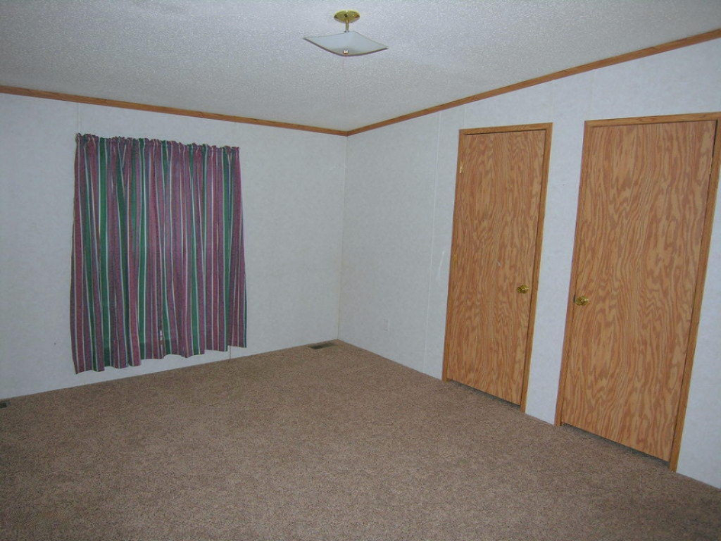 22275 North Angling Road Centreville, MI 49032 - Photo 14 of 17 DSCN8649