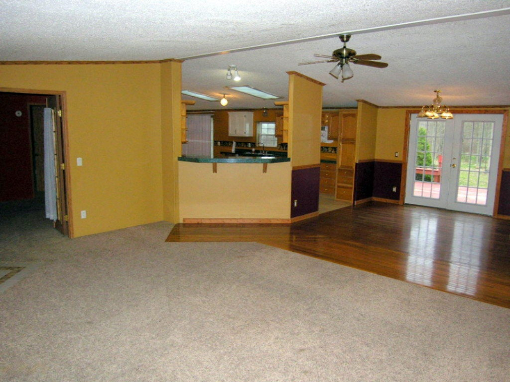 22275 North Angling Road Centreville, MI 49032 - Photo 3 of 17 DSCN8642
