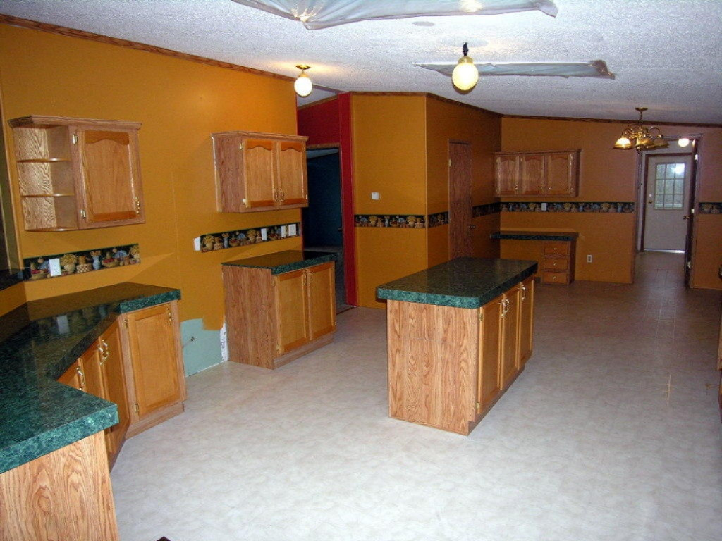 22275 North Angling Road Centreville, MI 49032 - Photo 4 of 17 DSCN8644
