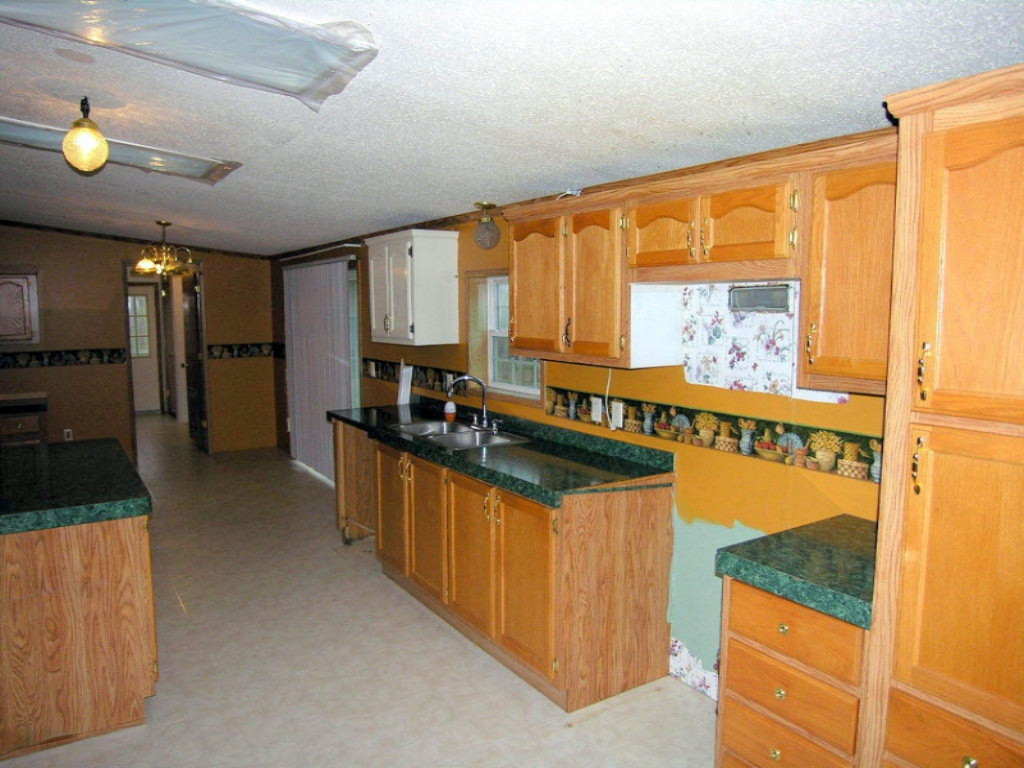 22275 North Angling Road Centreville, MI 49032 - Photo 5 of 17 DSCN8645