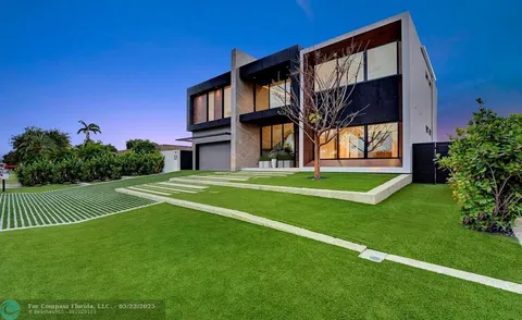 $3,495,000 | 321 Southeast 14th Avenue, Pompano Beach, FL 33060