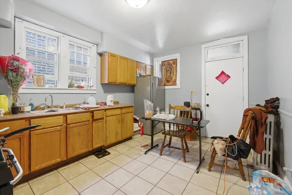 $370,000 | 1512 50th Court, Cicero, IL 60804