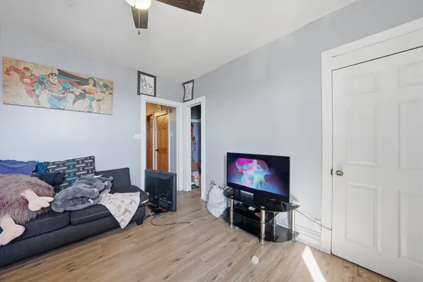 $370,000 | 1512 50th Court, Cicero, IL 60804