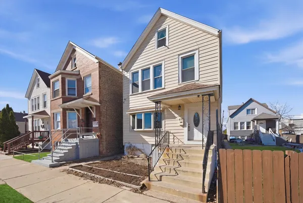 $370,000 | 1512 50th Court, Cicero, IL 60804
