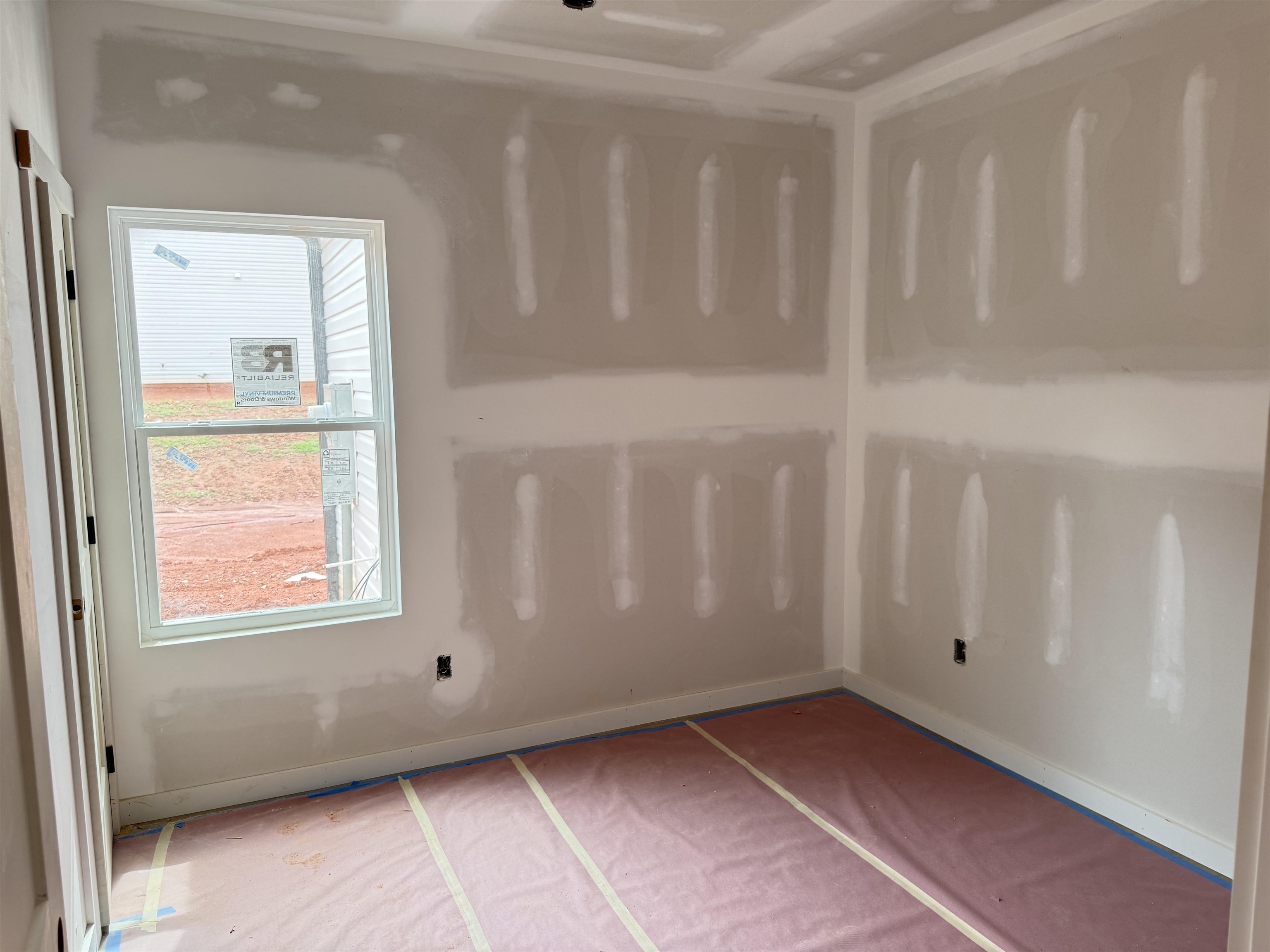 241 Woodgate Road Cowpens, SC 29330 - Photo 5 of 12
