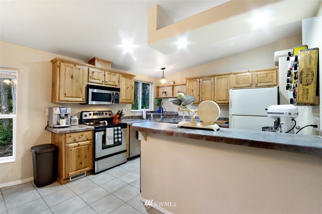 330 East Pinedirosa Road Union, WA 98592 - Photo 11 of 25 Gallery Image 11