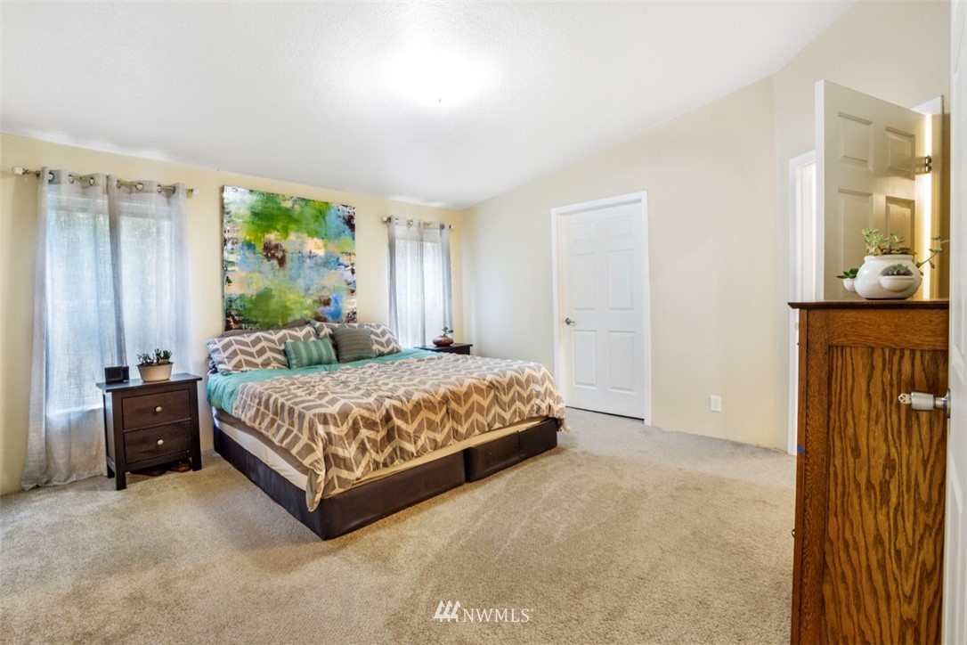 330 East Pinedirosa Road Union, WA 98592 - Photo 18 of 25 Gallery Image 18